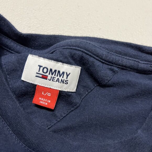 TOMMY JEANS Womens Crop Graphic T-Shirt Top Large Navy Blue AQ57 - Picture 3 of 3